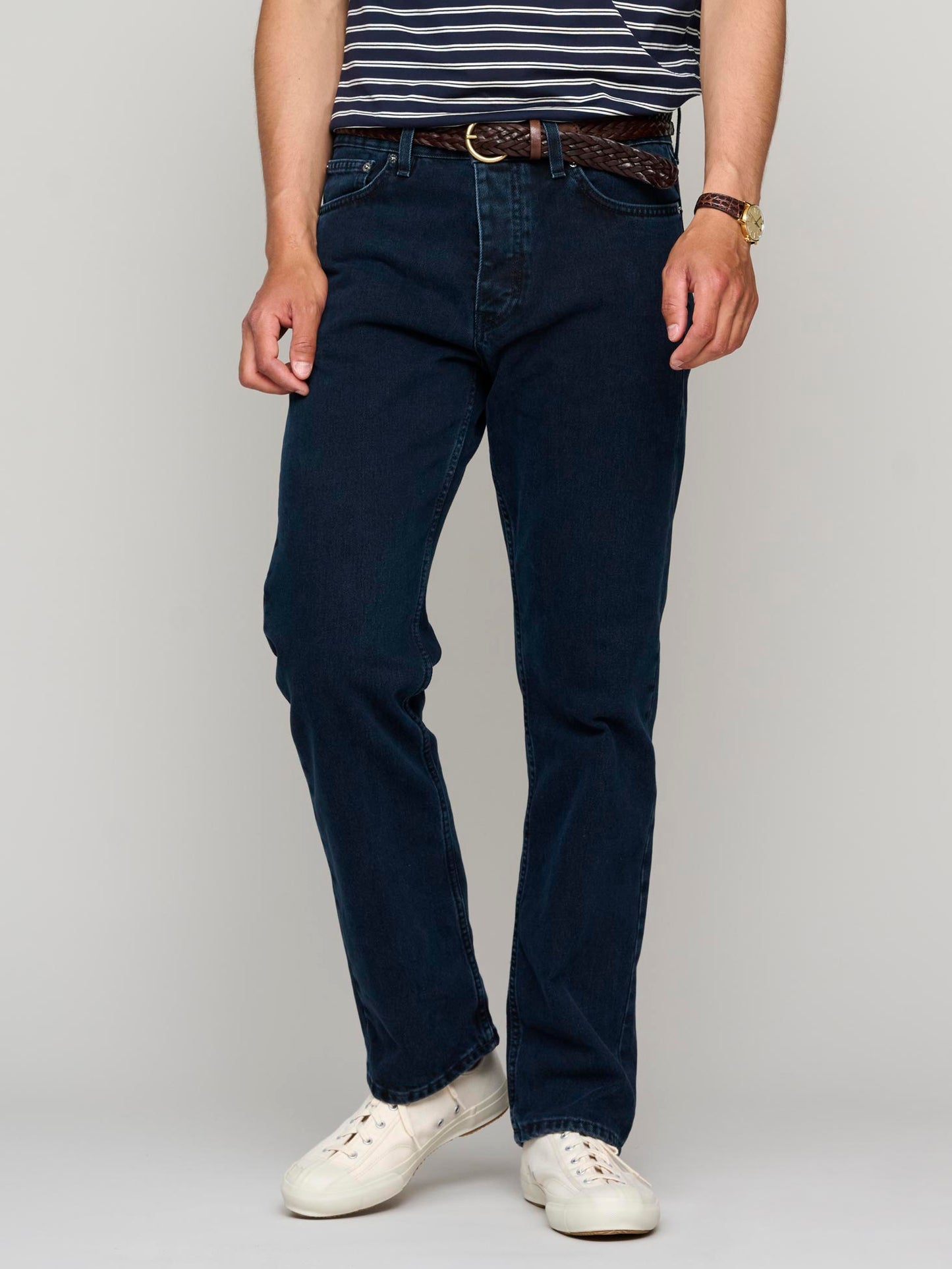 Standard Fit, Blue Black