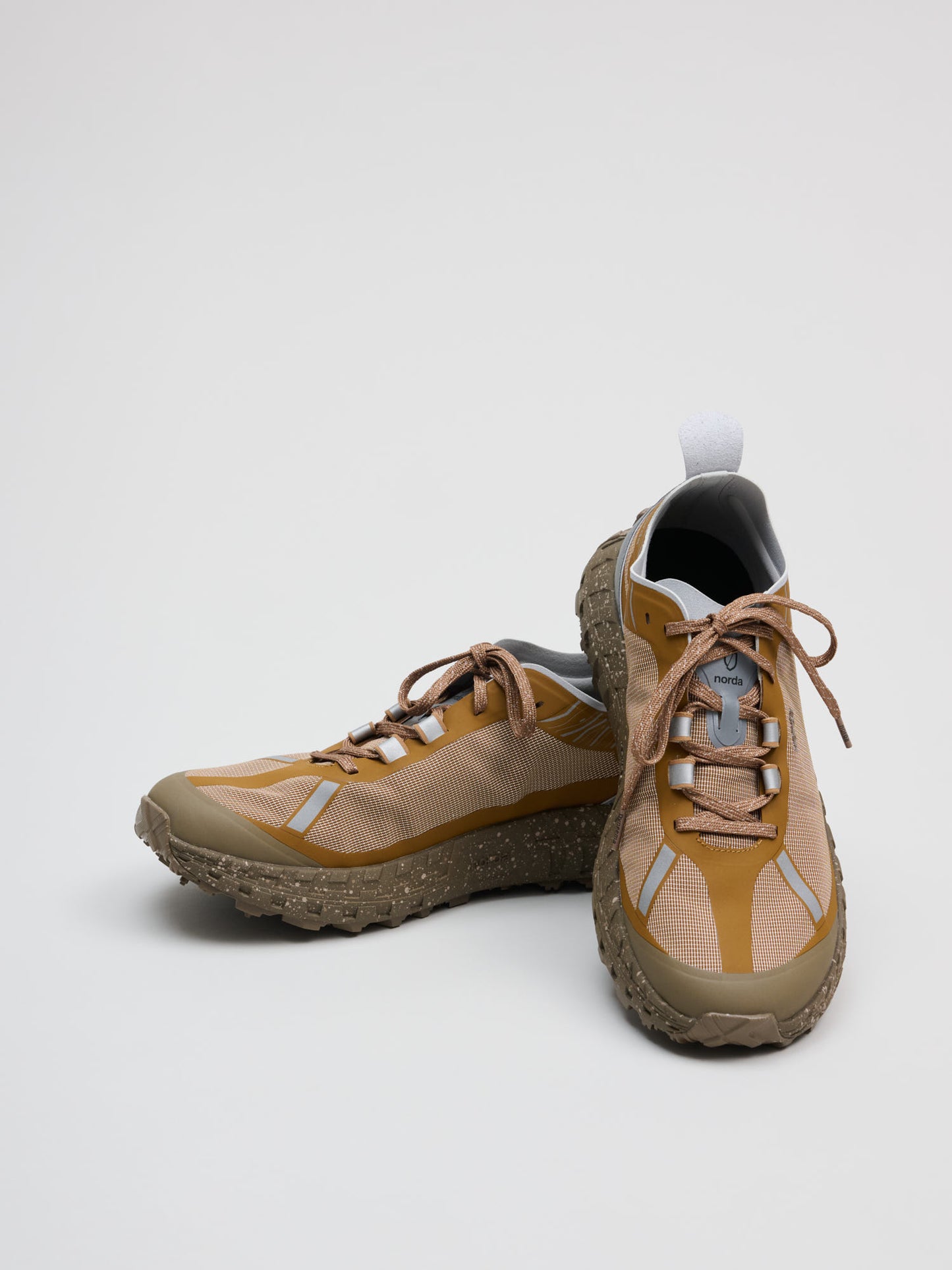 The 001, Loam
