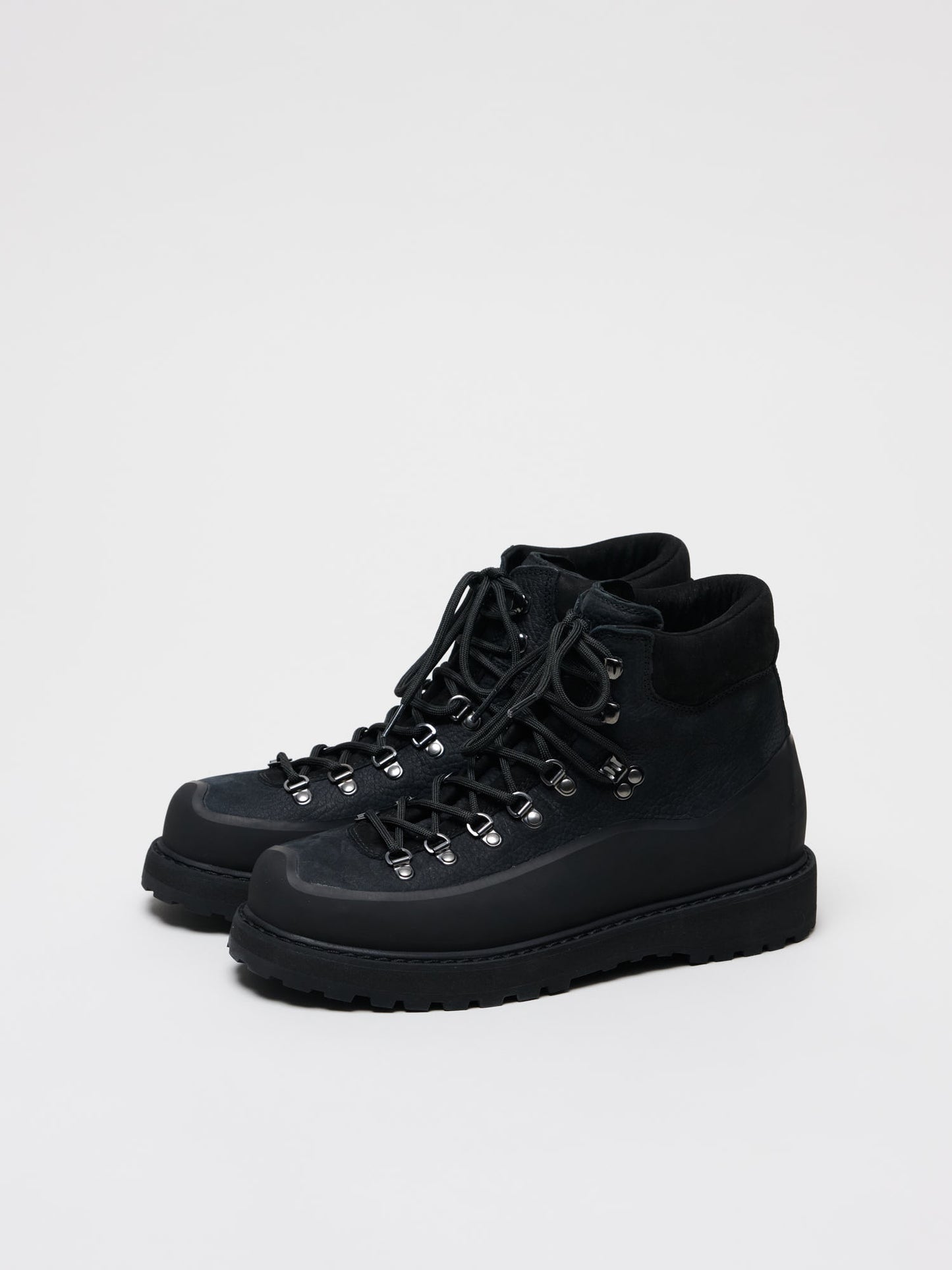Roccia Vet Gomma, Black Leather