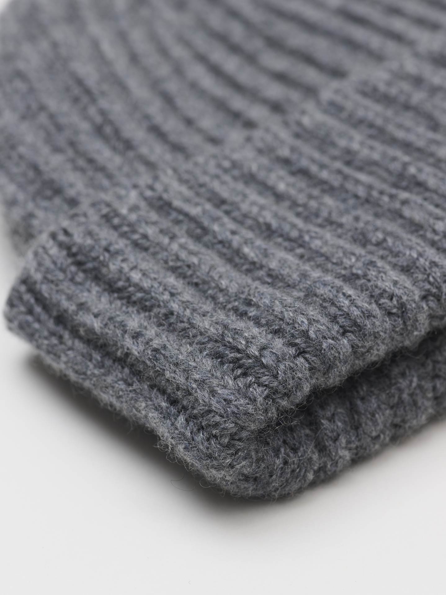 Cashmere Ribbed Knit Beanie, Mid-Grey
