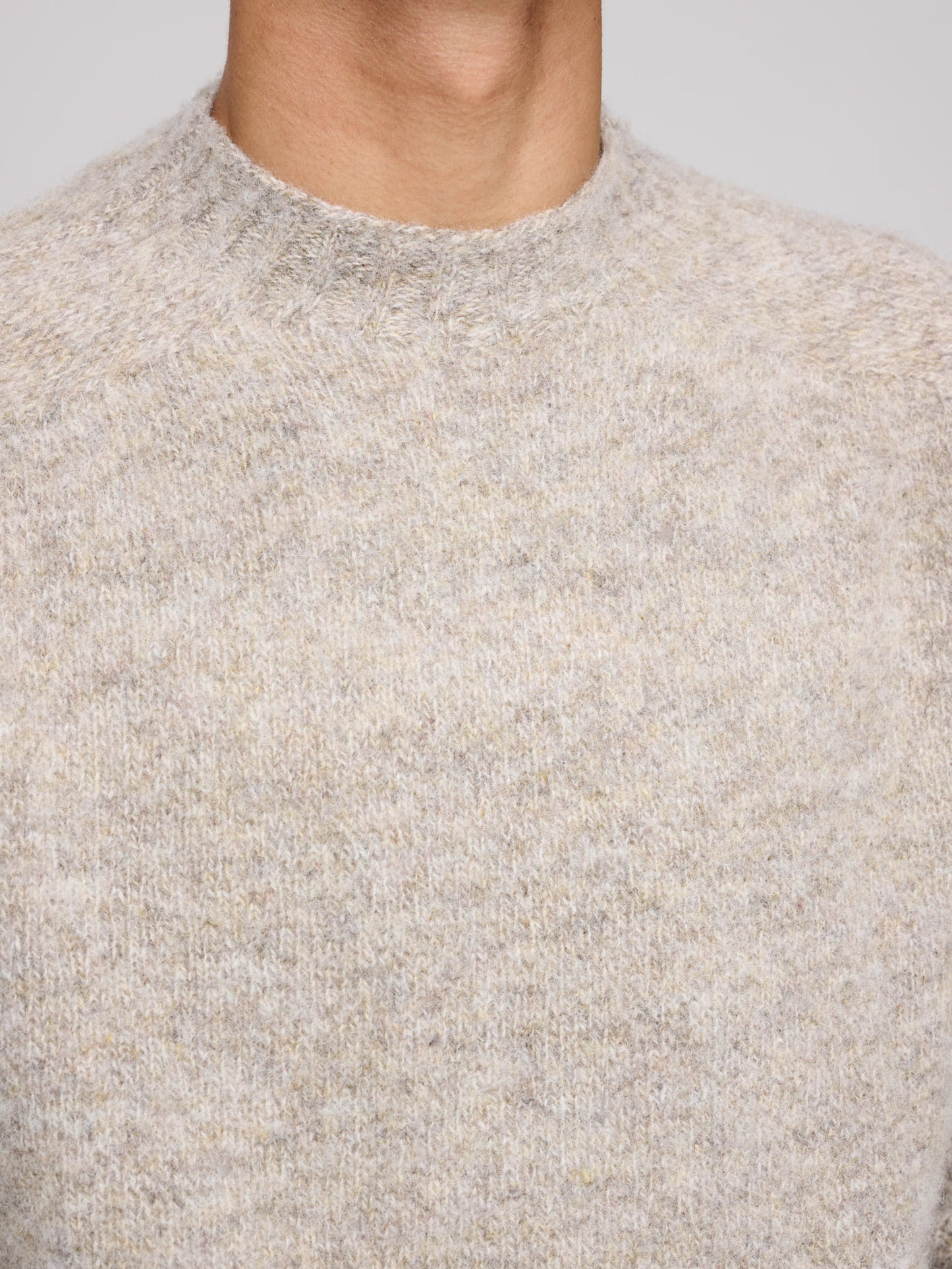 Brushed Shetland Crew Neck, Oatmeal Melange