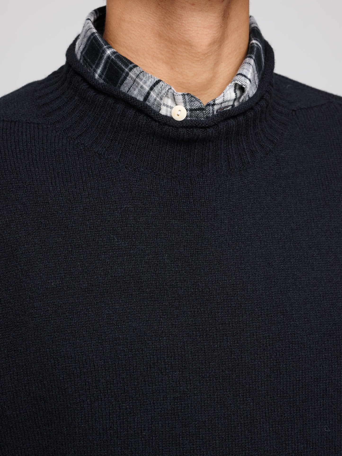 Classic Guernsey Irregular Spun Wool, Black