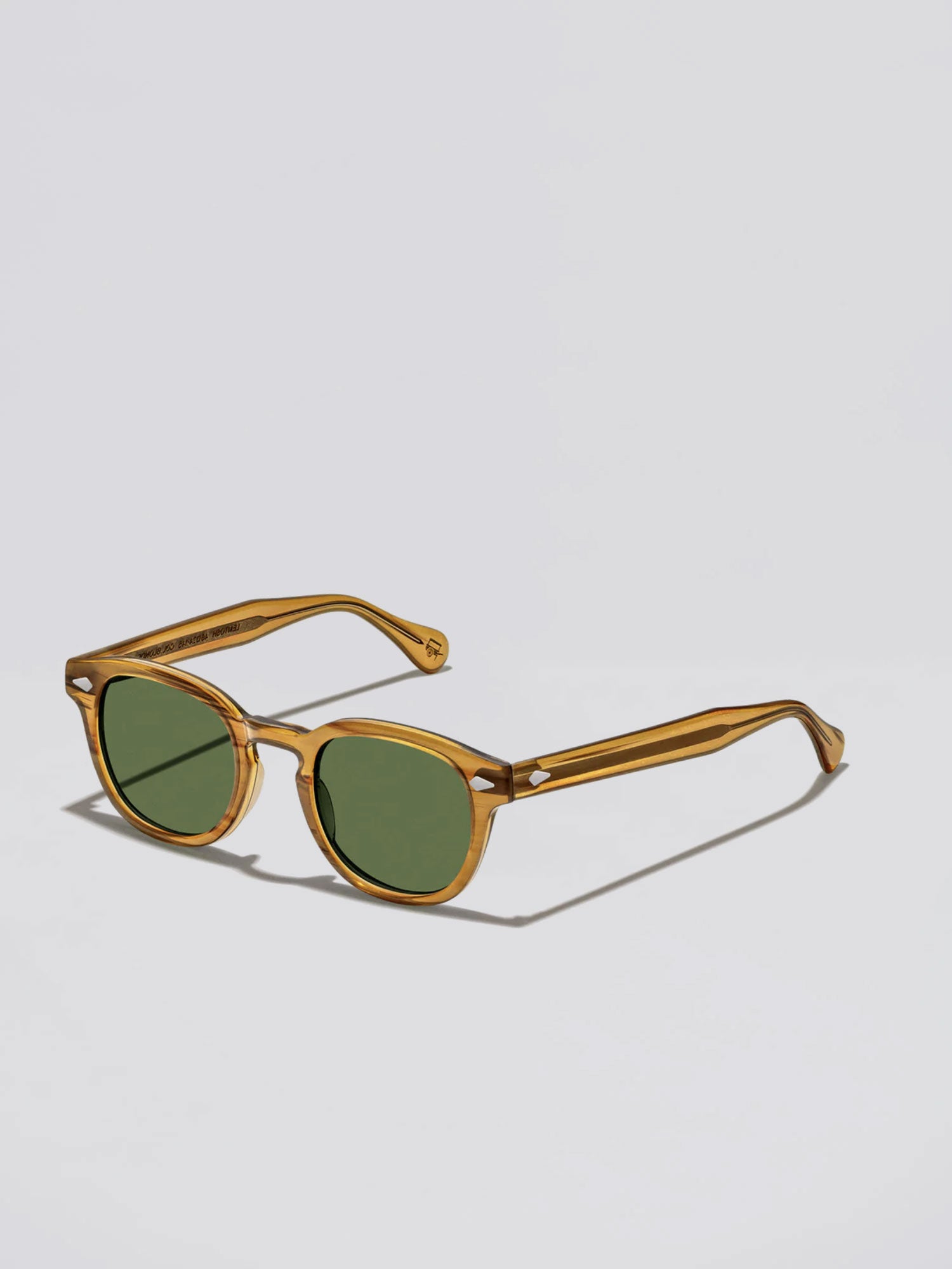 Lemtosh, Blonde with Green Lenses – Goods
