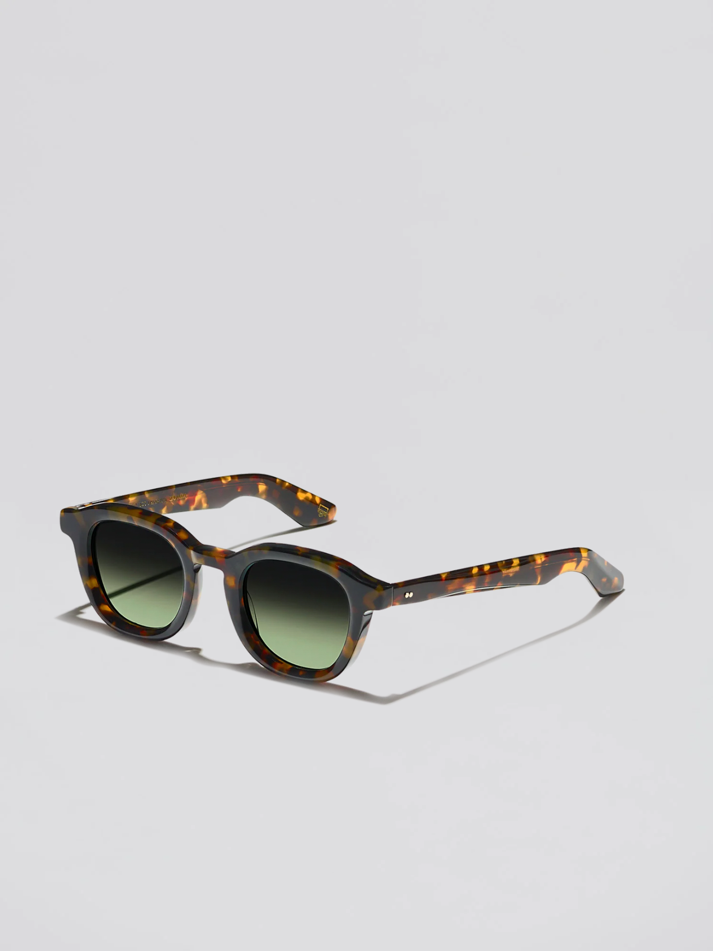 Dahven, Tortoise with Forest Wood Lenses