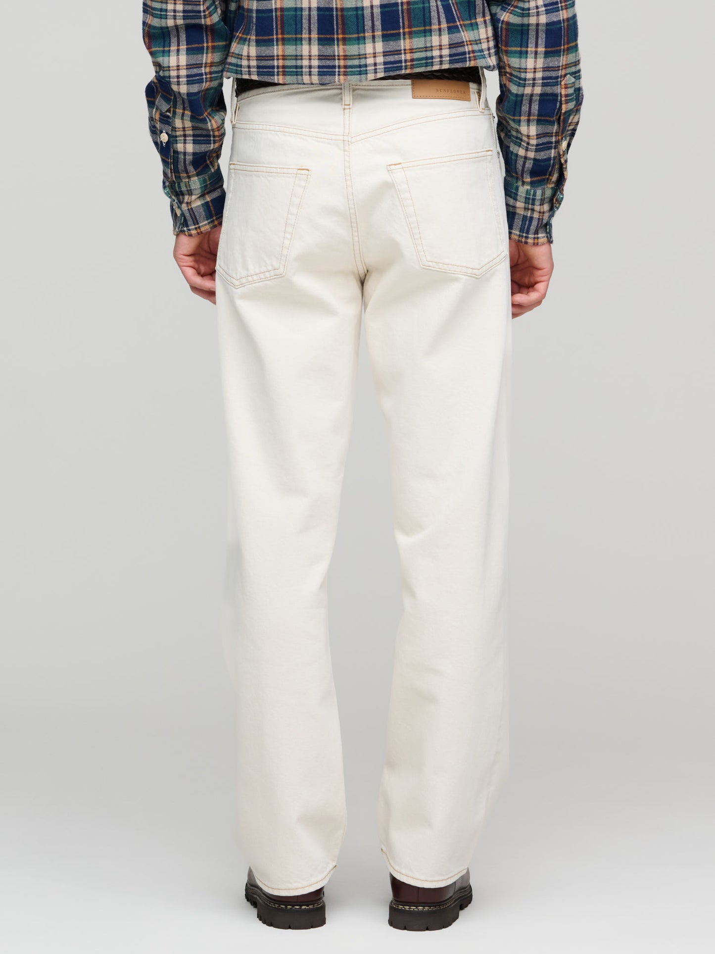 Loose Fit, Ecru Contrast