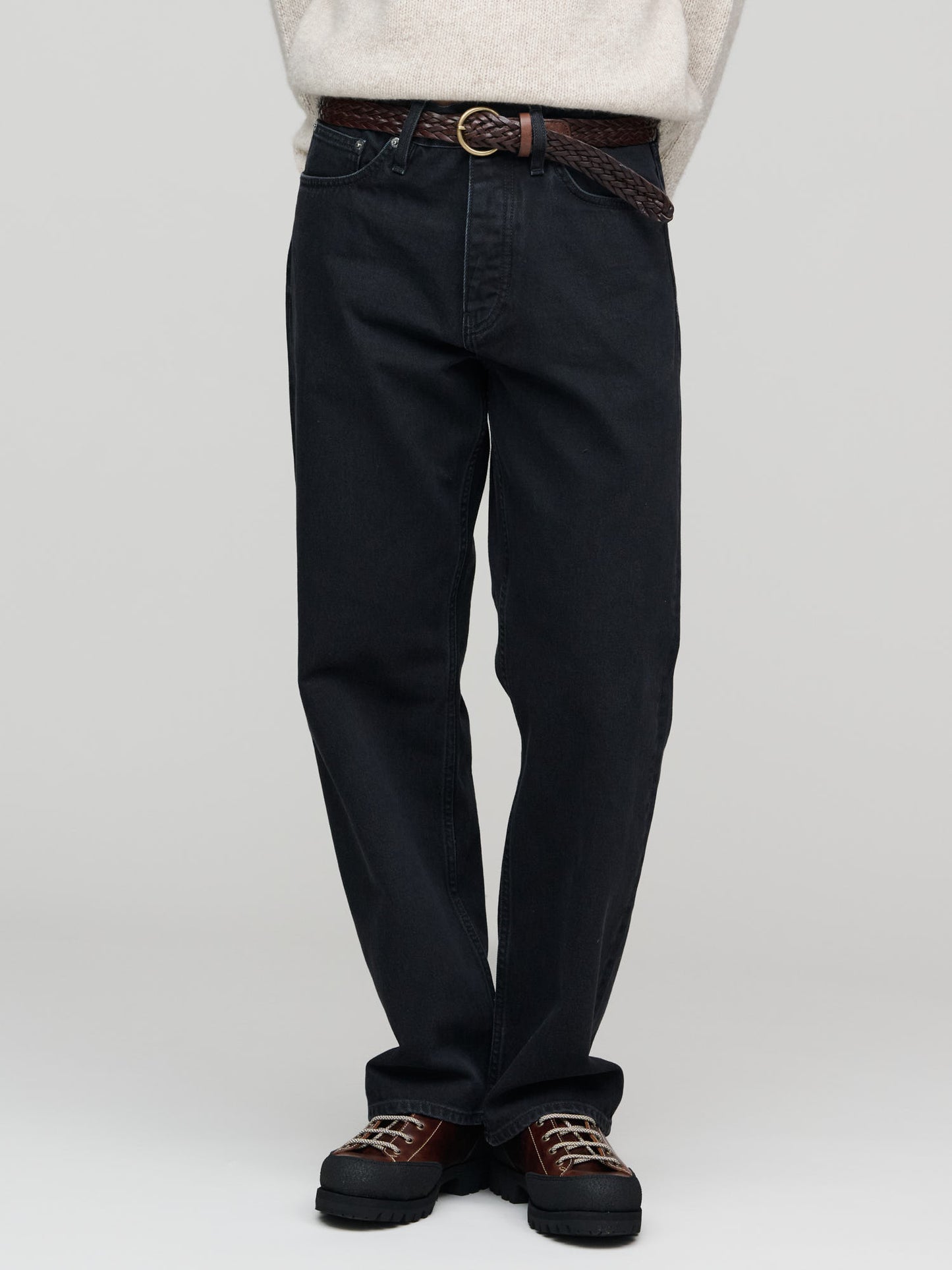 Loose Fit, Washed Black