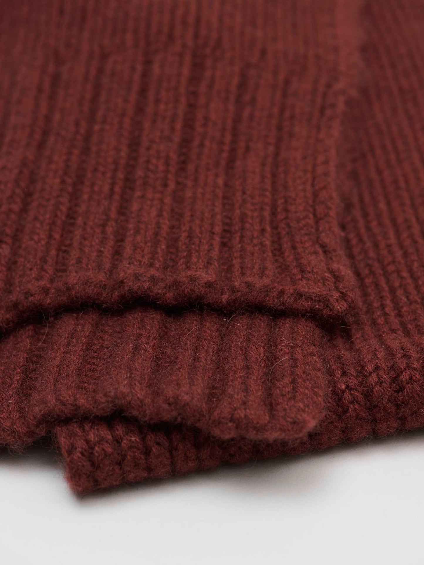 Ribbed Cashmere Chain Scarf, Rust