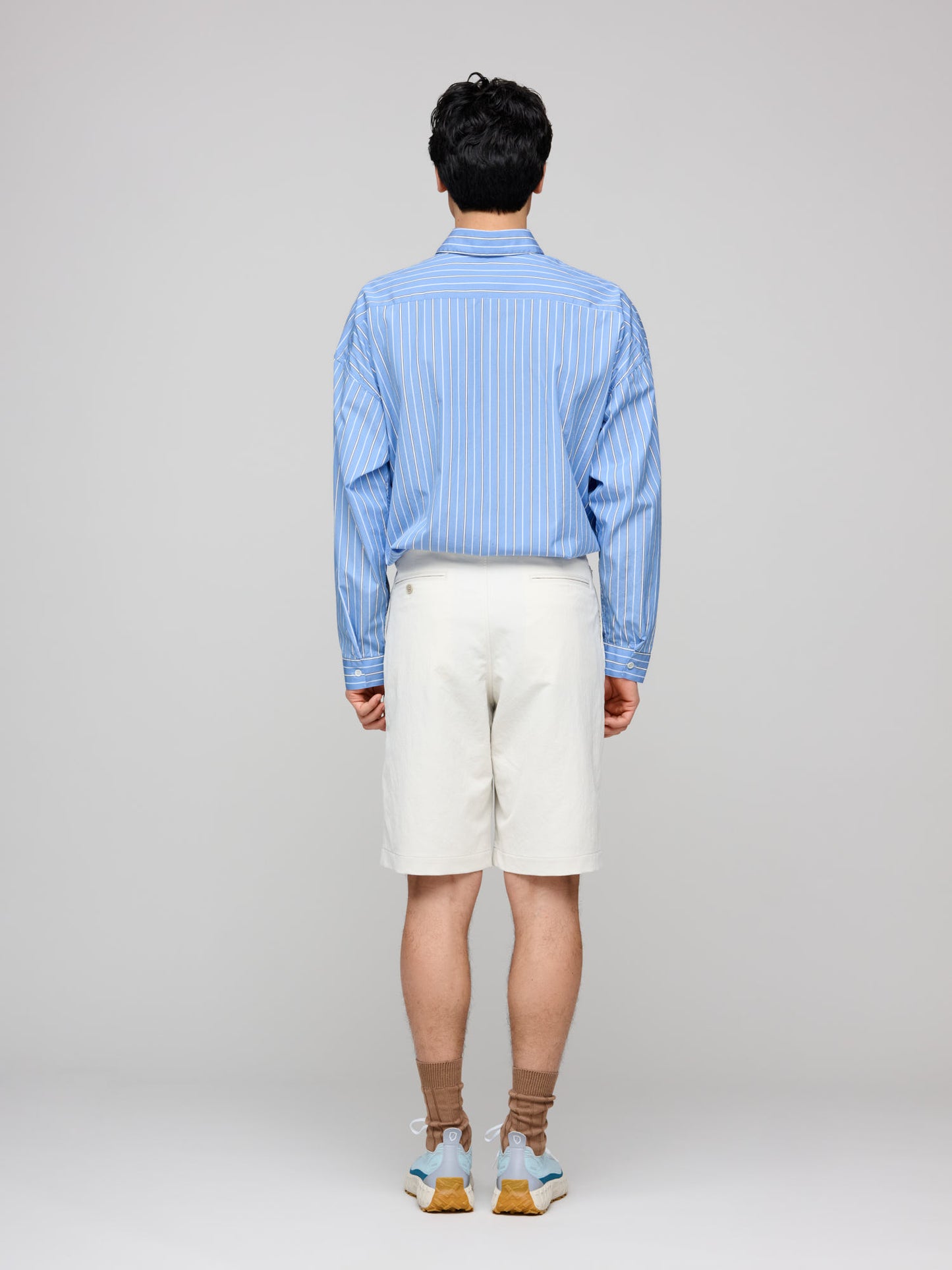 ALPHADRY Double Pleat Shorts, Dry Sand