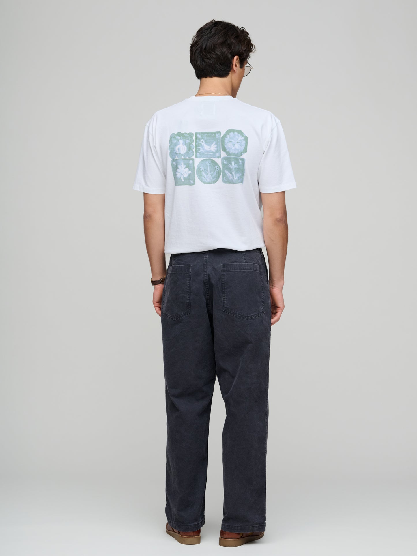 6 Tile Back Print Hiking Tee, White