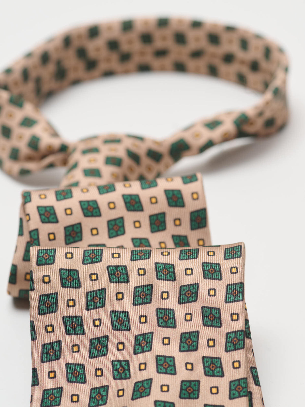 Mini Diamond Dot Pattern Silk Tie, Beige & Green