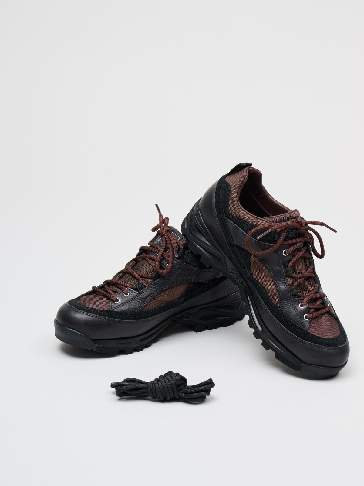 Grappa Hiker, Mogano