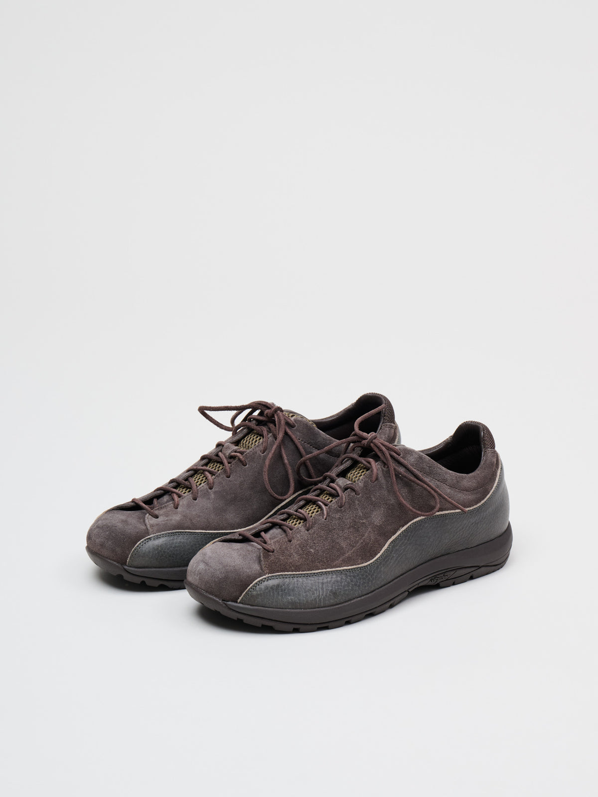 Bardolino, Dark Fallow Suede
