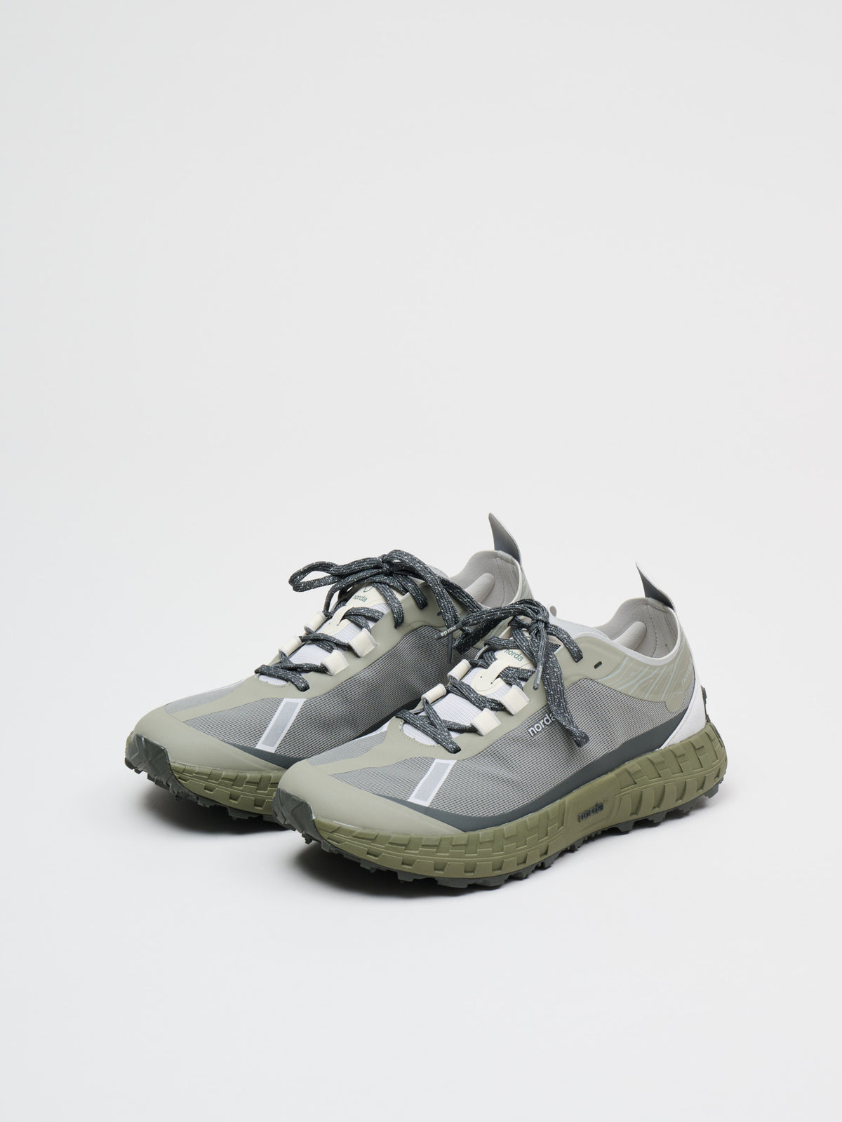 The 001, Serpentine