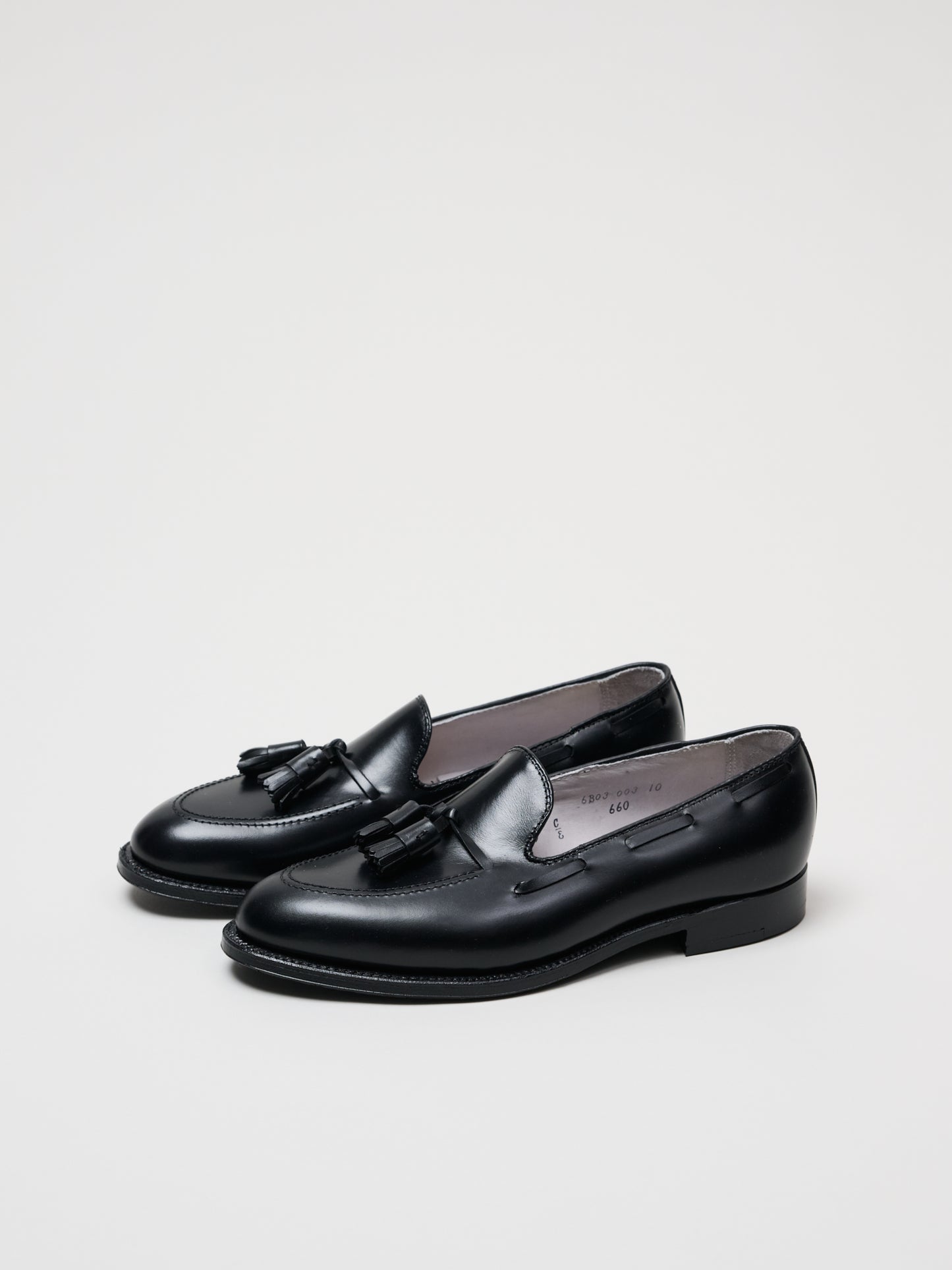 660 Tassel Moccasin Loafer Black Calfskin, E width
