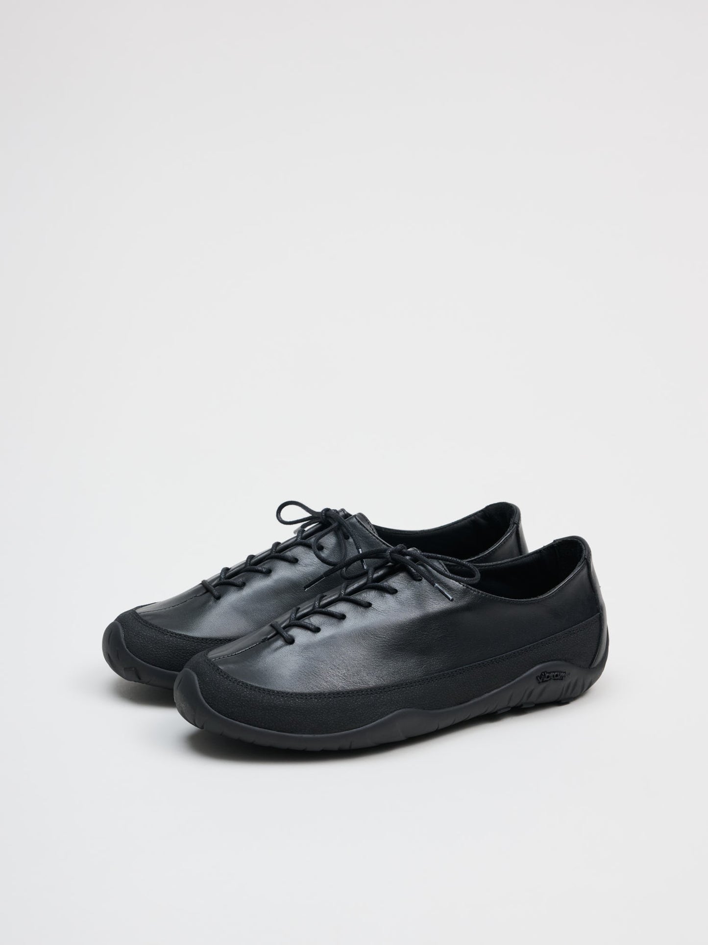 Wanderer, Black Leather