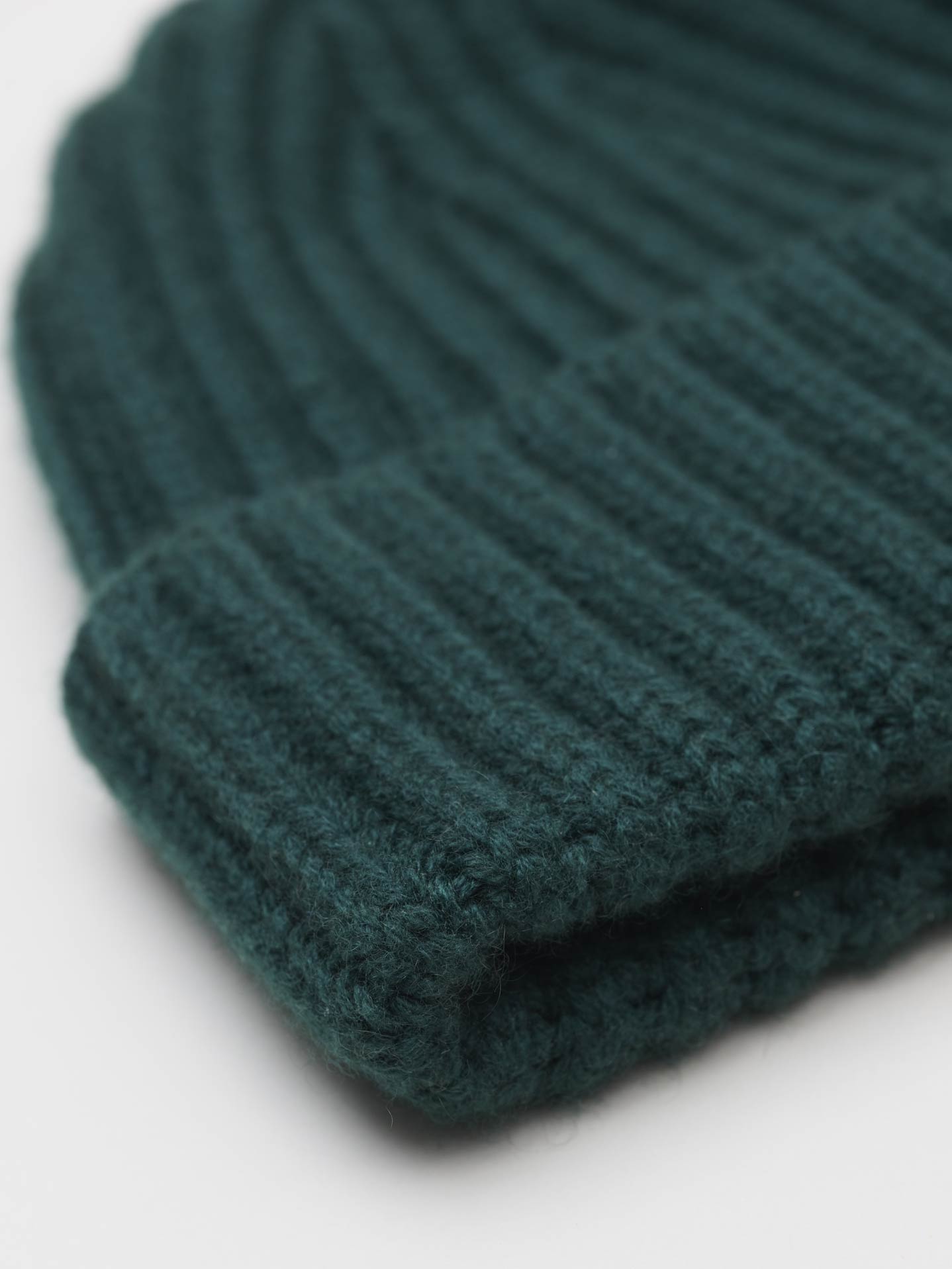 Cashmere Ribbed Knit Beanie, Green
