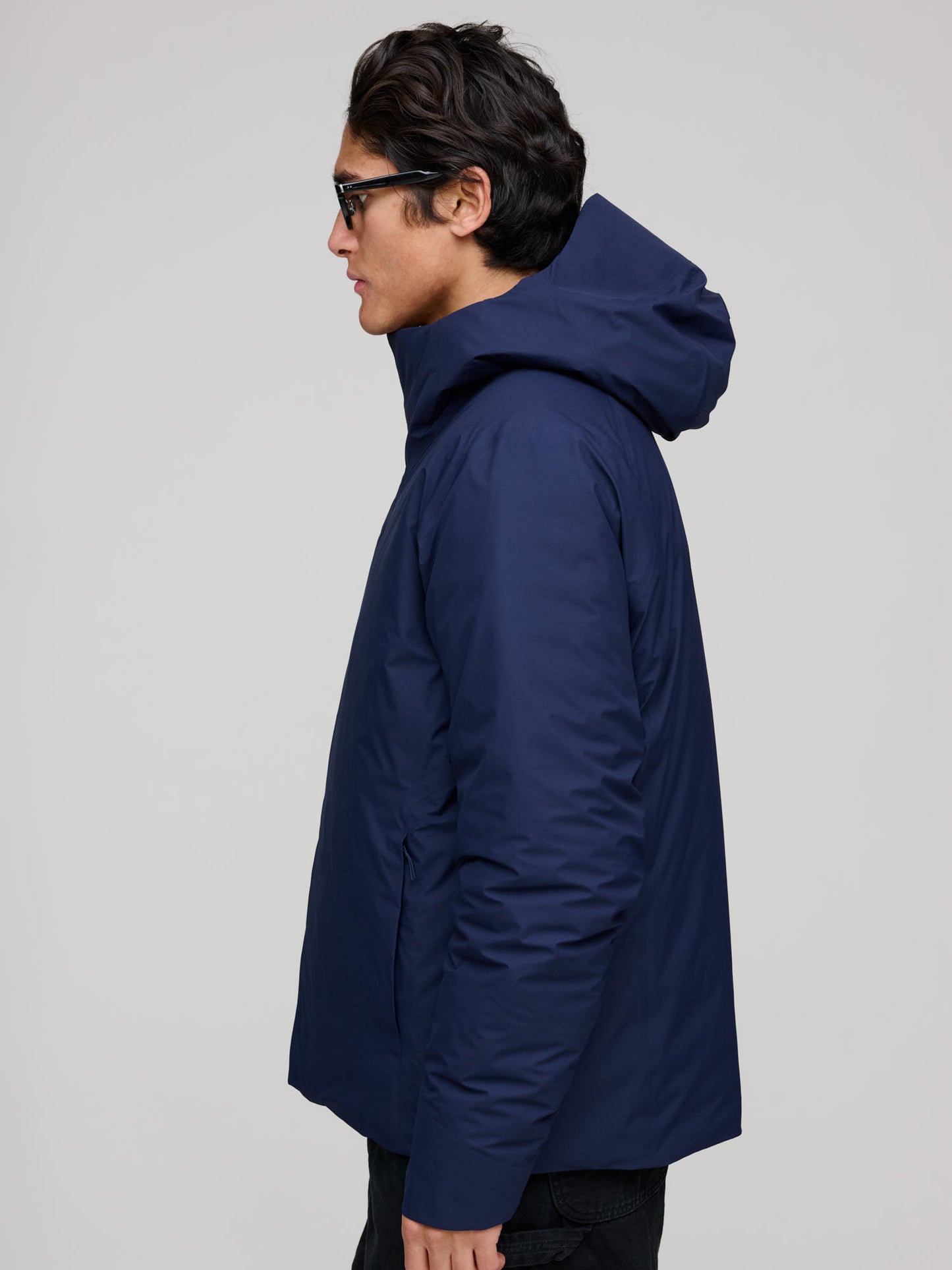 Altus Down Jacket, Passport