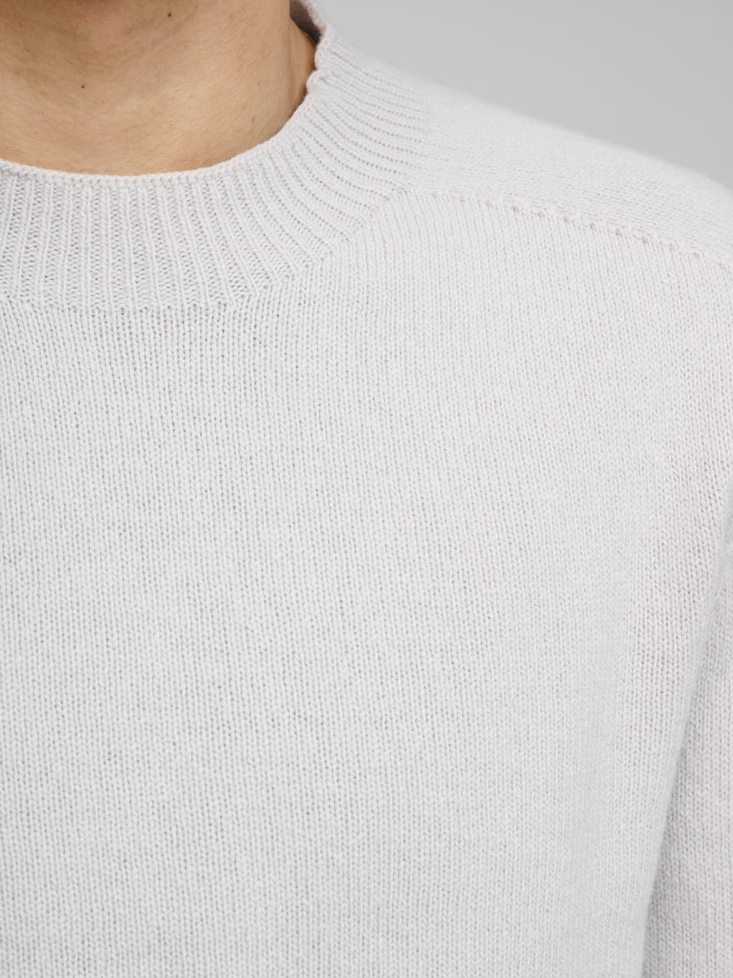 Seamless Crew Neck Soft Merino, Cloud