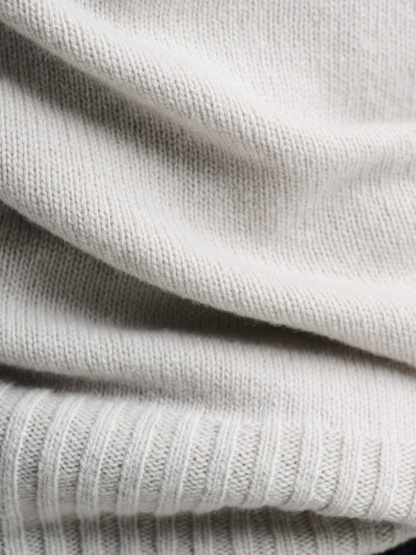 Seamless Crew Neck Soft Merino, Cloud