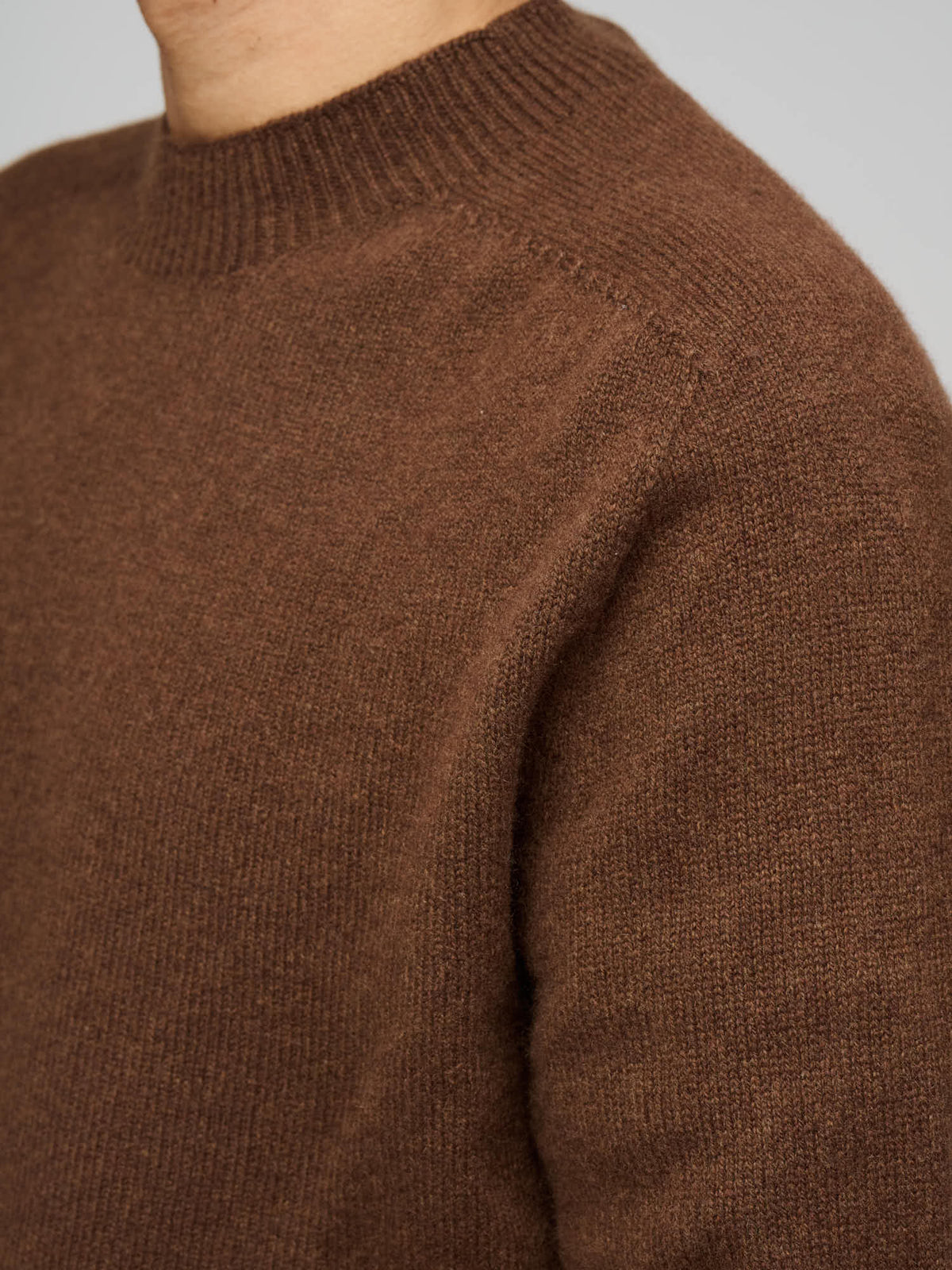 Seamless Crew Neck Jumper Merino Cashmere, Chestnut