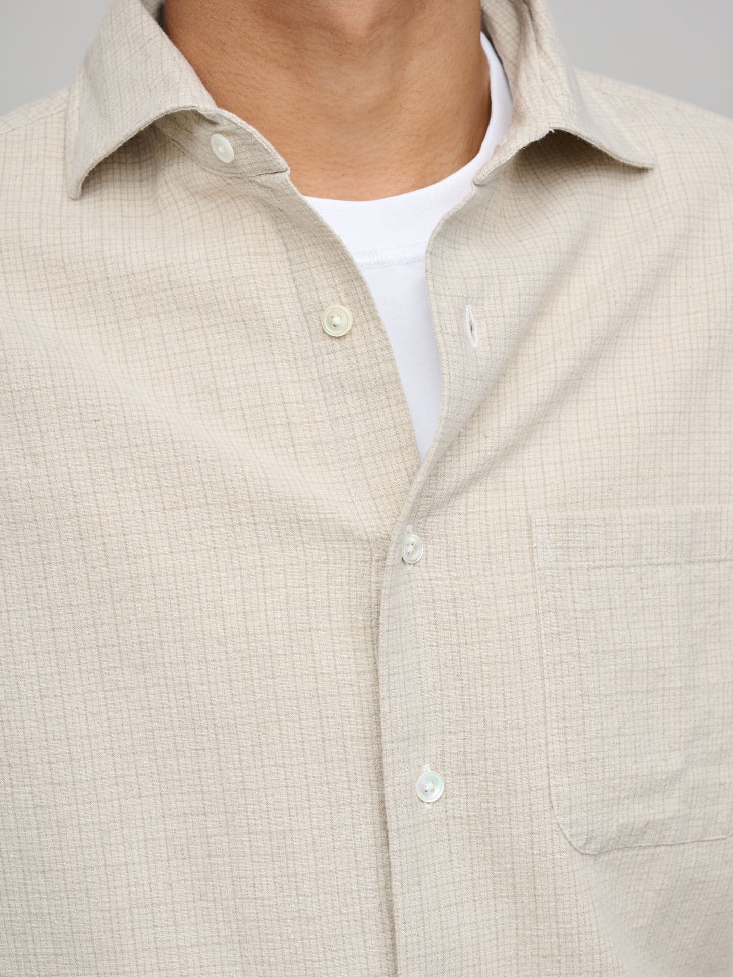 Soft Spread Collar, Architects Grid, Beige