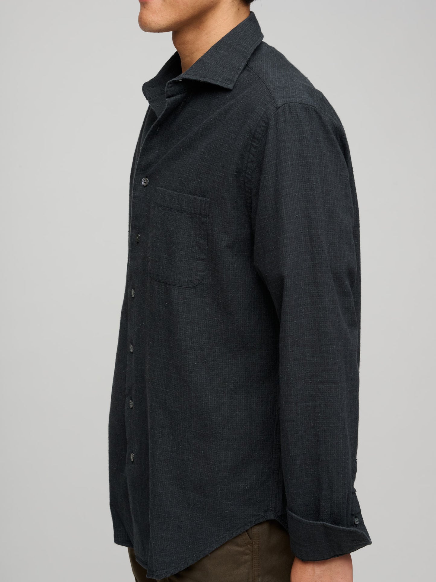 Soft Spread Collar, Architects Grid, Faded Black