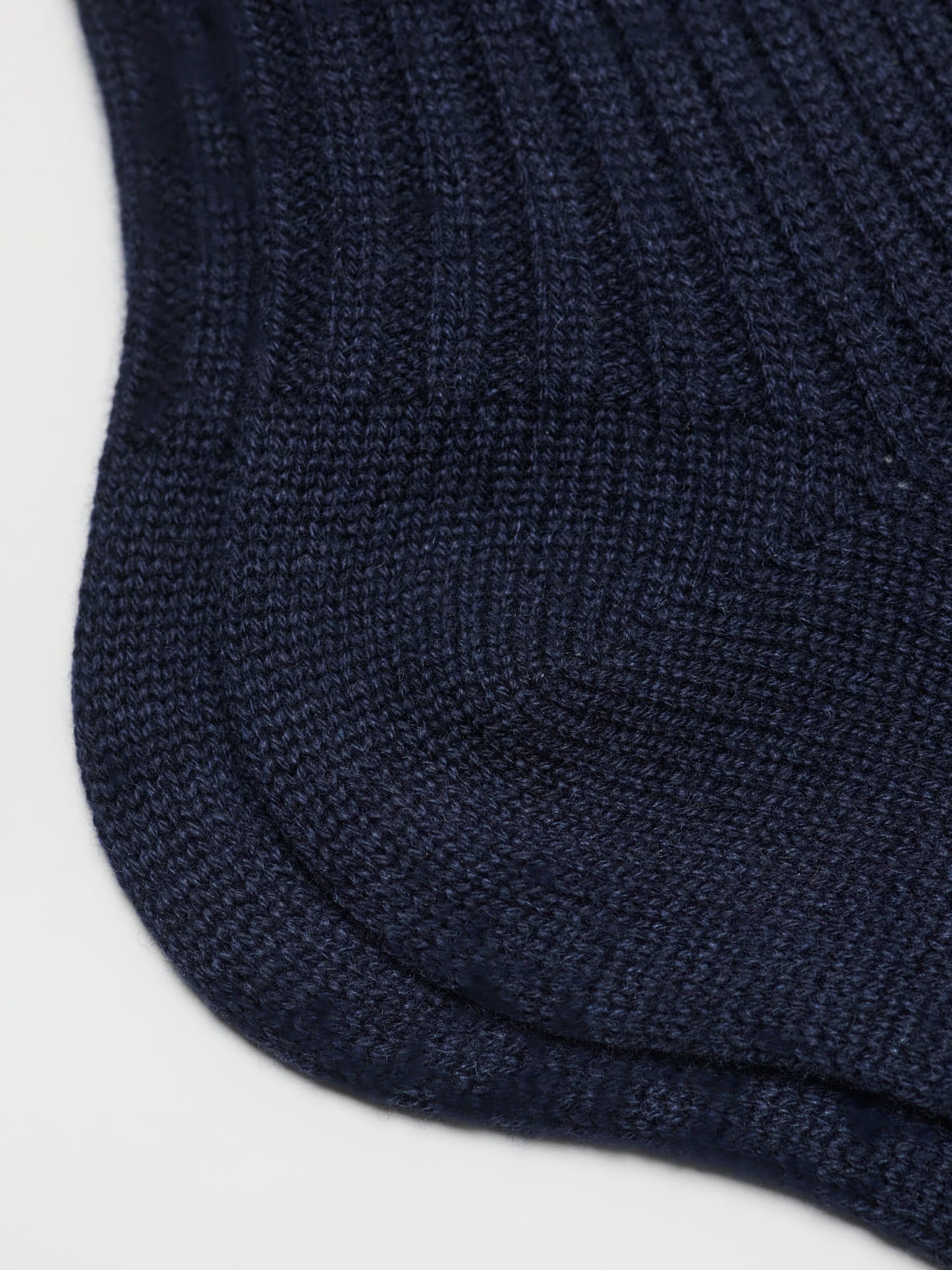 Heavy Ribbed Cashmere Socks, Navy