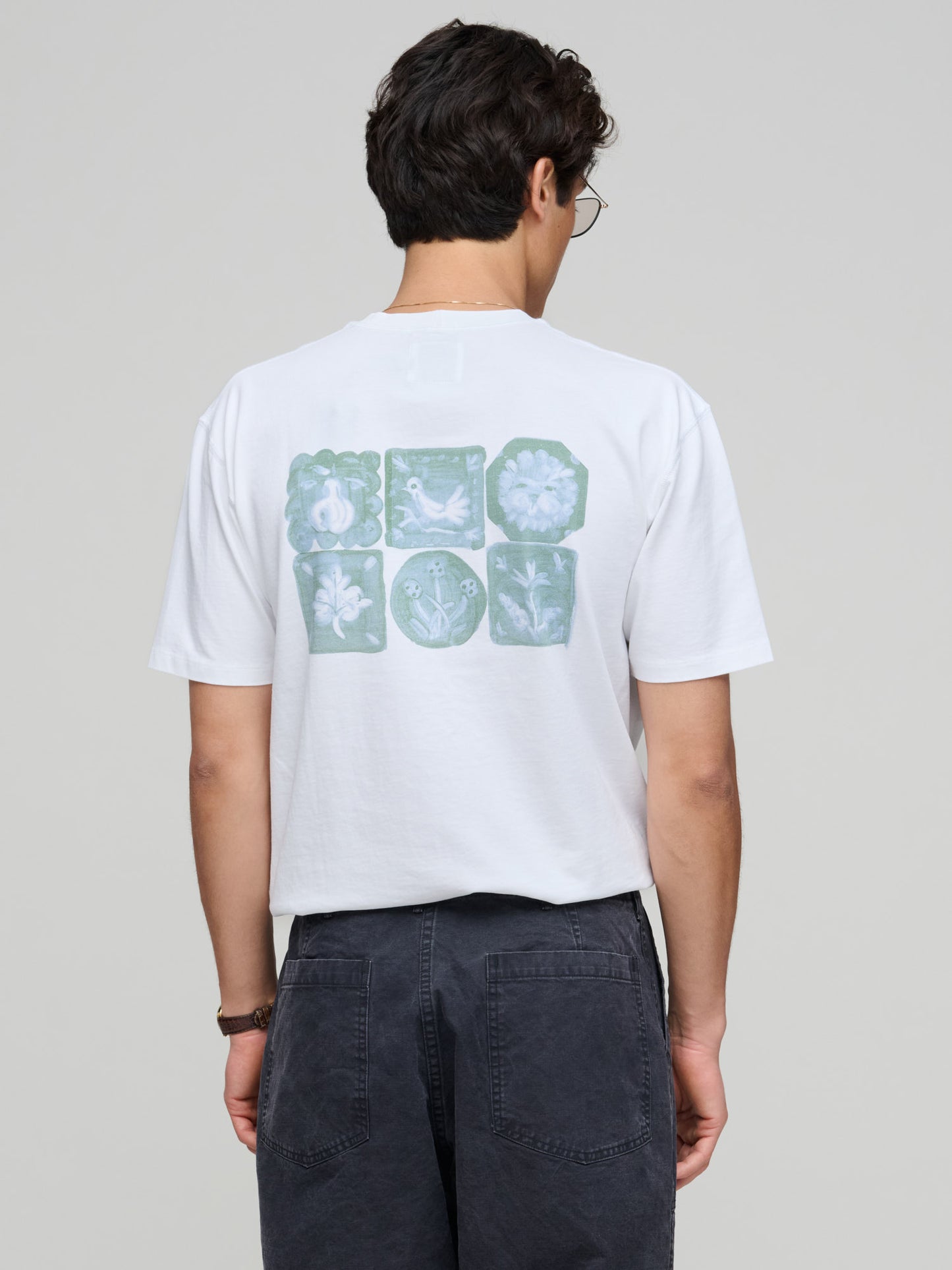 6 Tile Back Print Hiking Tee, White