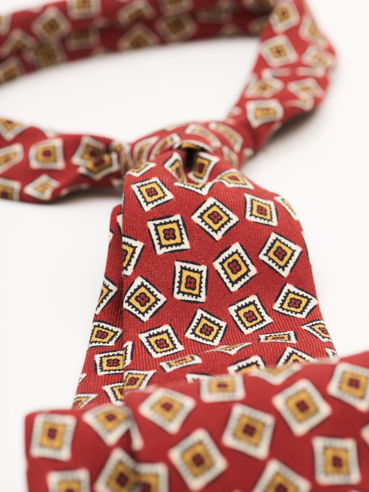 Wool Navy Tipped Tie Print , Red